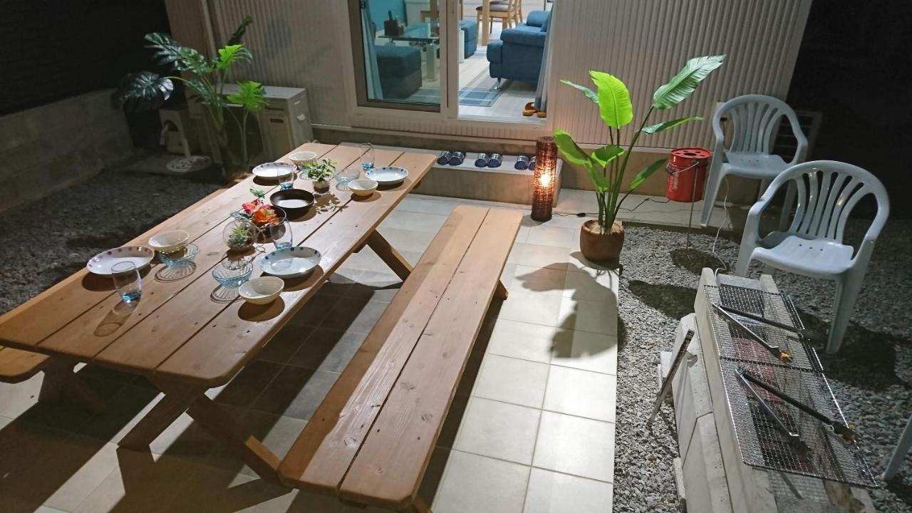 Premium Cottage Comfort Okinawa Onna Exteriör bild